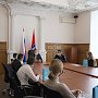 Полицейские Севастополя совместно с депутатом Законодательного собрания поздравили школьников с Днём Конституции Российской Федерации