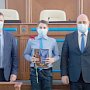Севастопольские полицейские участвовали в церемонии вручения паспортов граждан Российской Федерации юным жителям города
