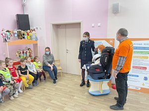 Воспитанники детских садов Севастополя на практике изучают основы дорожной грамоты