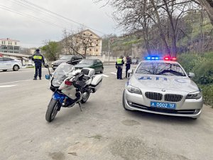Севастопольский мотовзвод ГИБДД активно патрулирует городские улицы с целью стабилизации дорожной обстановки
