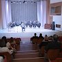 Сотрудники культурного центра УМВД России по г. Севастополю организовали для жителей города праздничные концерты