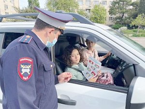 Госавтоинспекция Севастополя продолжает контролировать безопасность перевозки несовершеннолетних в транспортных средствах
