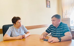 Алла Пономаренко встретилась с летчиком-космонавтом, героем России Юрием Лончаковым