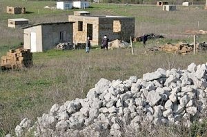 Не тюремный срок, а украденную ими же землю, получат бывшие меджлисовцы, участники « полян протеста» в Крыму