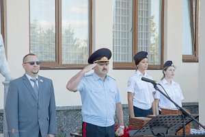 В Управлении МВД России по г. Севастополю вручили погоны полицейским и благодарности кадетам органов внутренних дел