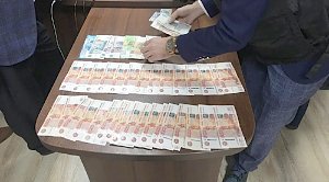 Бывшие высокопоставленные полицейские из Ялты предстанут перед судом за организацию канала нелегальной миграции