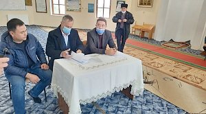 Главную мечеть посёлка Советский в Крыму передали муфтияту