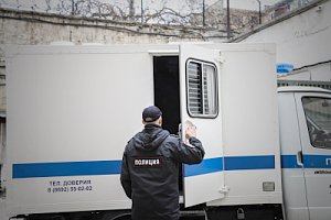 В Севастополе иностранец похитил чужой автомобиль и сдал его на металлолом