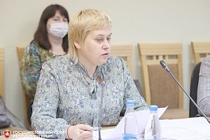 Ольга Виноградова: Парламентские комитеты представили предложения о дополнительном финансировании социально-значимых мероприятий