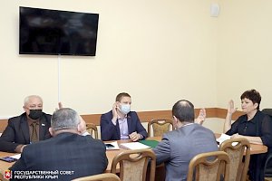 Крымский парламент поддержал ряд проектов постановлений