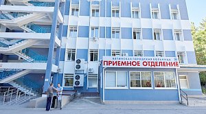 Работа в филиале ФМБА России в Крыму пугает врачей её большим объёмом