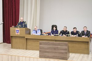В Севастополе сотрудники ГИМС провели совещание с представителями баз-стоянок маломерных судов