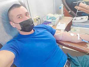 Сотрудники МЧС России участвовали в акциях по сдаче крови