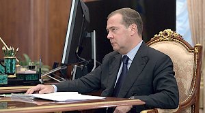 Медведев заявил о своей ненависти к коллективному Западу