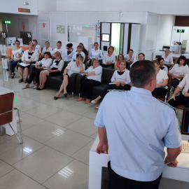 В Севастополе полицейские эксперты-криминалисты провели семинар для работников многофункциональных центров