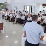 В Севастополе полицейские эксперты-криминалисты провели семинар для работников многофункциональных центров