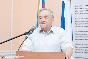 Ефим Фикс поздравил выпускников Крымского юридического института с окончанием вуза