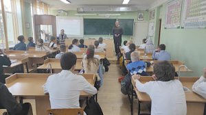 В Севастополе полицейские провели со школьниками беседы с целью профилактики экстремизма