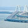 Движение по Крымскому мосту возобновлено после установки пролета