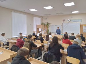 В Севастополе полицейские проводят со школьниками беседы по профилактике правонарушений