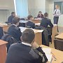 В Севастополе полицейские продолжают проводить разъяснительную работу с молодёжью