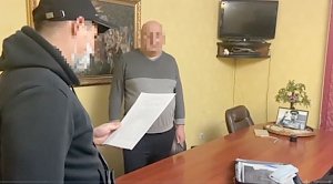 ФСБ и МВД задержали двух уголовников за вымогательство 10 земельных участков