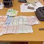 Группа мошенников, выманивавших крупные суммы у пенсионеров, задержана крымской полицией
