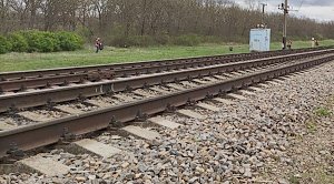 КЖД сообщила о сходе грузового поезда из-за вмешательства посторонних