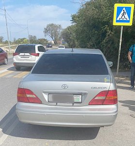 В Севастополе автоинспекторы УГИБДД вместе с сотрудниками таможни обнаружили незаконно ввезённую иномарку из Абхазии