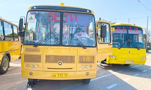 Сотрудники Госавтоинспекции Севастополя проверили готовность школьных автобусов к новому учебному году