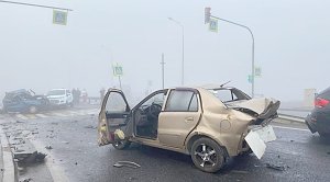 Один человек погиб в столкновении пяти автомобилей в Керчи
