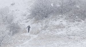 Циклон обеспечит Крым дождями, снегом и штормовым ветром