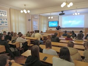 Севастопольские полицейские провели антинаркотическую лекцию для студентов