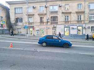 Полиция устанавливает обстоятельства ДТП с участием двух пешеходов на улице Адмирала Октябрьского