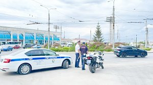 Севастопольские госавтоинспекторы обнаружили 118 нарушений ПДД в рамках профилактического рейда «Такси»
